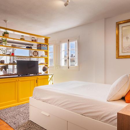 Duquesa Port Studio Apartment - Bright Sunlit Terrace Manilva Bagian luar foto