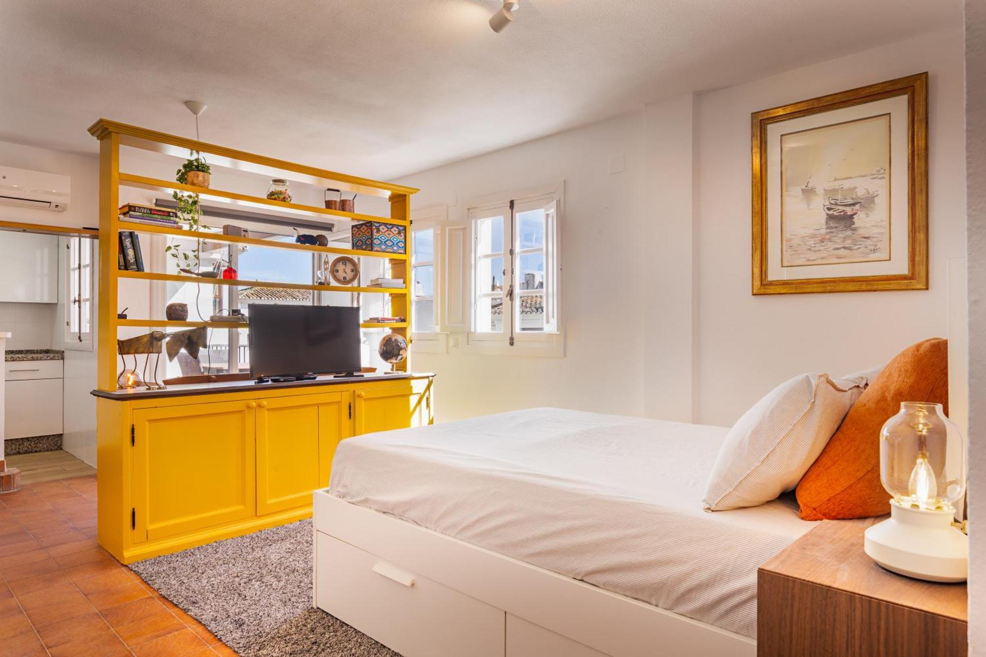 Duquesa Port Studio Apartment - Bright Sunlit Terrace Manilva Bagian luar foto